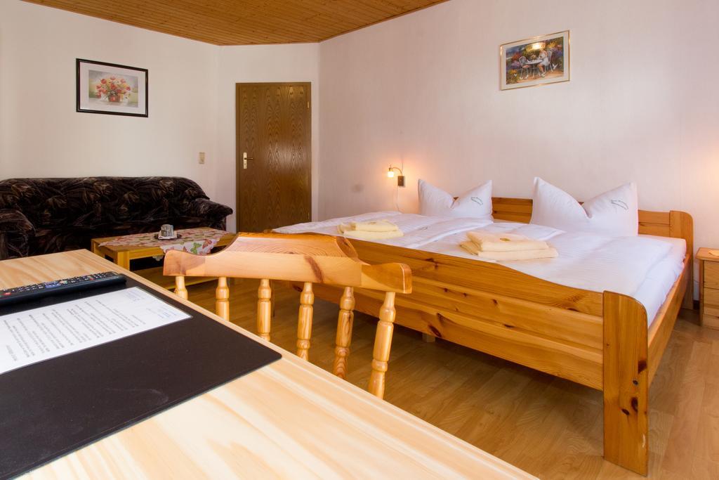 Pension Zum-Ratsherrn フリードリッヒローダ 部屋 写真