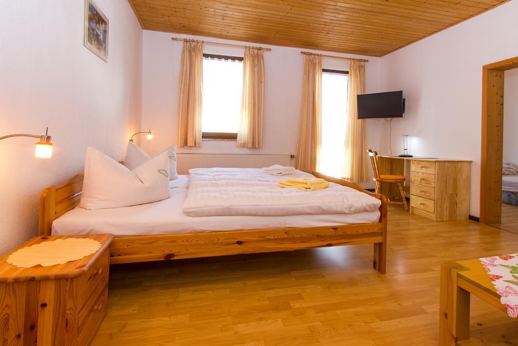 Pension Zum-Ratsherrn フリードリッヒローダ 部屋 写真